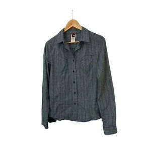 The North Face Womens Collared Button Down Shirt Medium